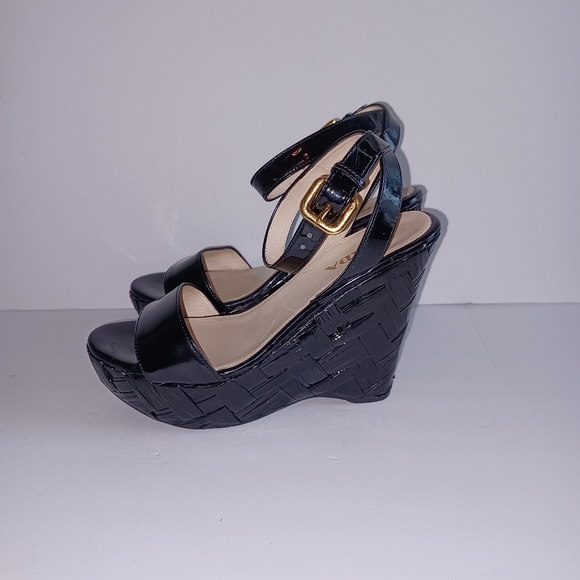 Prada Patent Leather Wedges 35 - Picture 2 of 7